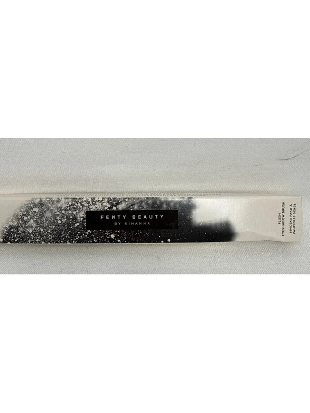 Fenty Beauty Plush Eyeshadow Brush 240 NIB  CJ 2